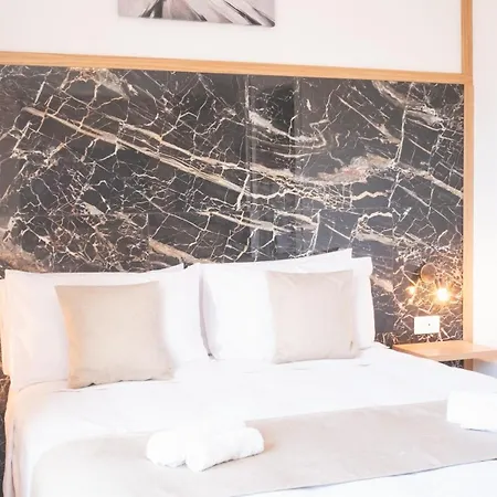 New Elegance Vendégház 4*