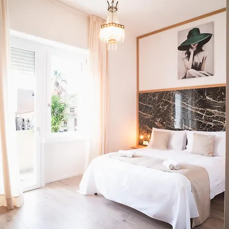 Affittacamere New Elegance 4*