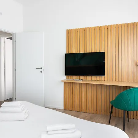 New Elegance Affittacamere 4*