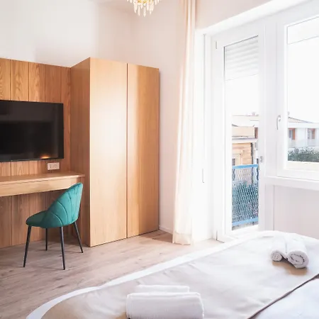 New Elegance בית הארחה אוריסטאנו