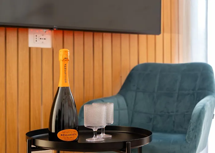 New Elegance 4* Ористано